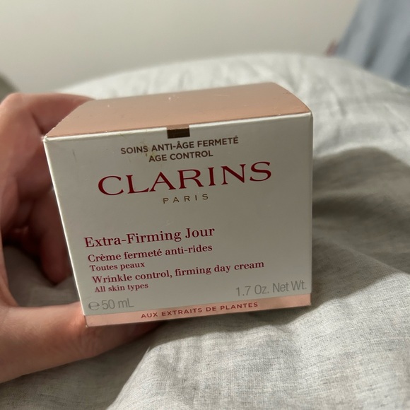 Clarins Paris Extra Firming Jour. Cre’me fermet’e. - Picture 3 of 4